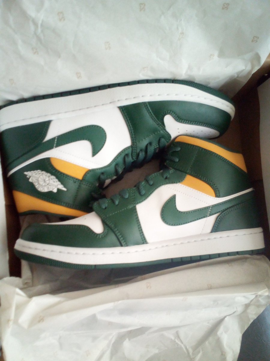 Wondering what I'm going to Match With LOL 😂 #BringBackOurSonics