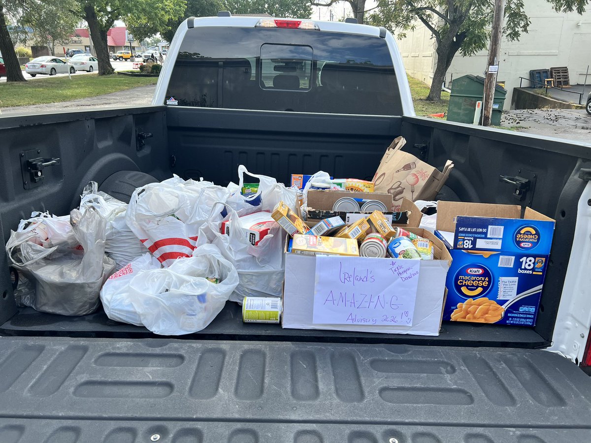 lsw_dosomething's tweet photo. Tackle Hunger was a success!!! Thanks to @girlsunitedlsw @LSWSenate @LswNhs and @lswhstitans band for your partnership!!!! Stay tuned, the Tackle Hunger Champion will be announced at halftime of the @LSWTitanFB game tonight!!! #dosomething #dogood https://t.co/OxqoVL8MgS