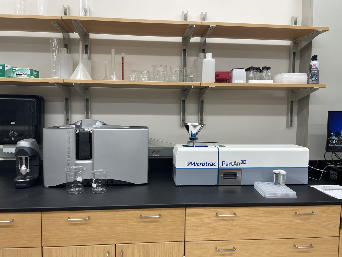francy_pants's tweet photo. New instrument in the PLANETAS sedimentology lab @GeorgiaTechEAS 🙌🎉 #Mastersizer #GrainSize https://t.co/hVej5gngFp