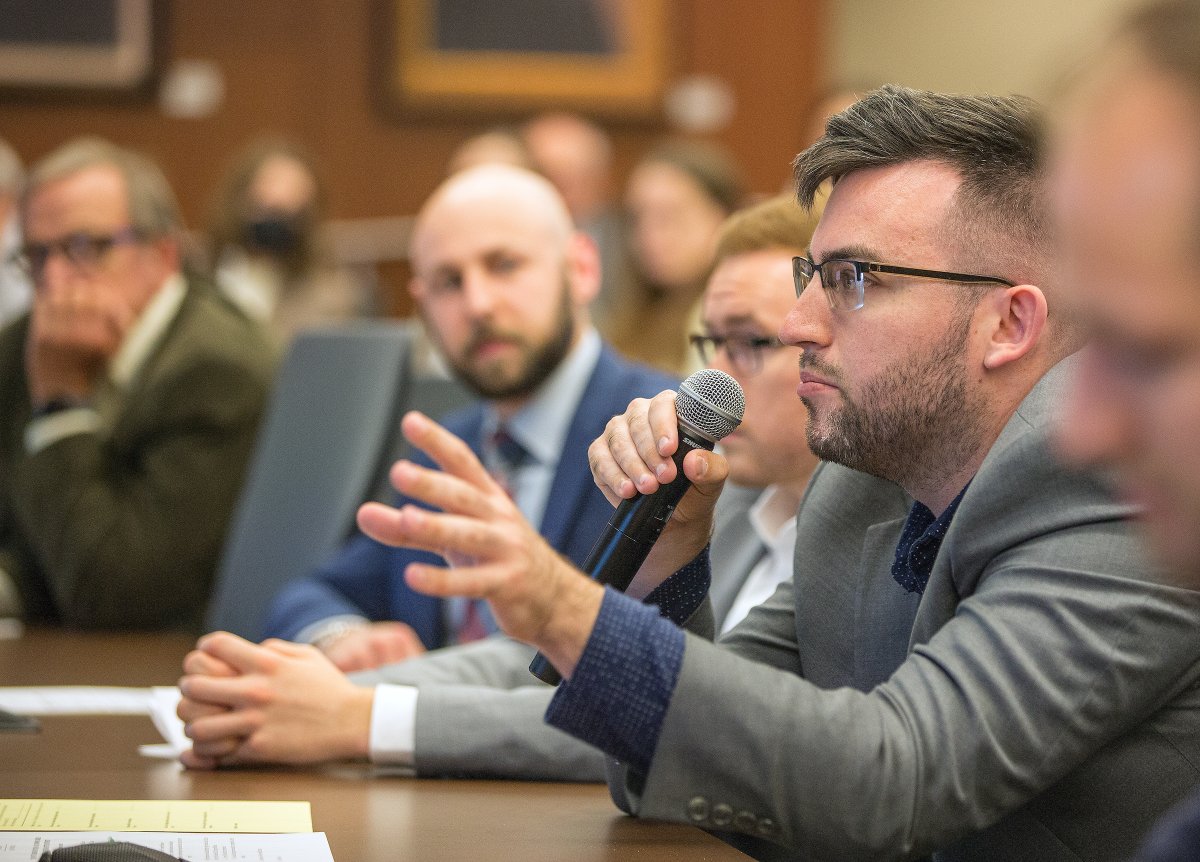 mulaw's tweet photo. Thank you again to @jspeta of @NorthwesternLaw for yesterday's Boden Lecture on the dominance of internet platforms and calls for their regulation. Find Dean Kearney's summary and Professor Speta's full lecture on our #FacultyBlog: https://t.co/eZnuggwaWn. #MarquetteLaw https://t.co/1gAOyZhsAB