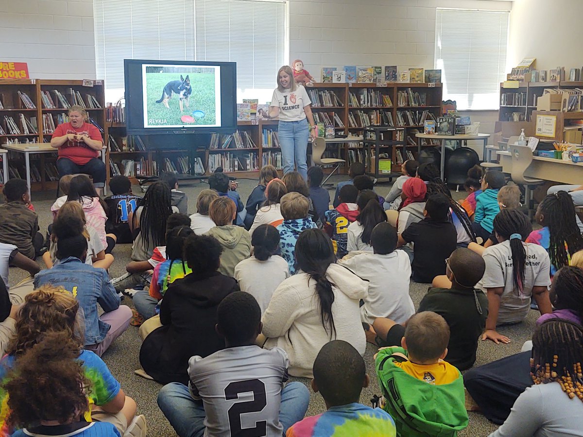 LisaCrede's tweet photo. Our fourth graders loved their visit with @stacymcanulty today. She shared her new nonfiction chapter book, Save the People: Halting Human Extinction, along with her love of science and creativity! Thanks @BookmarksNC for making it happen #MooreTogether, @moore_magnet https://t.co/0jGjnBkxfF