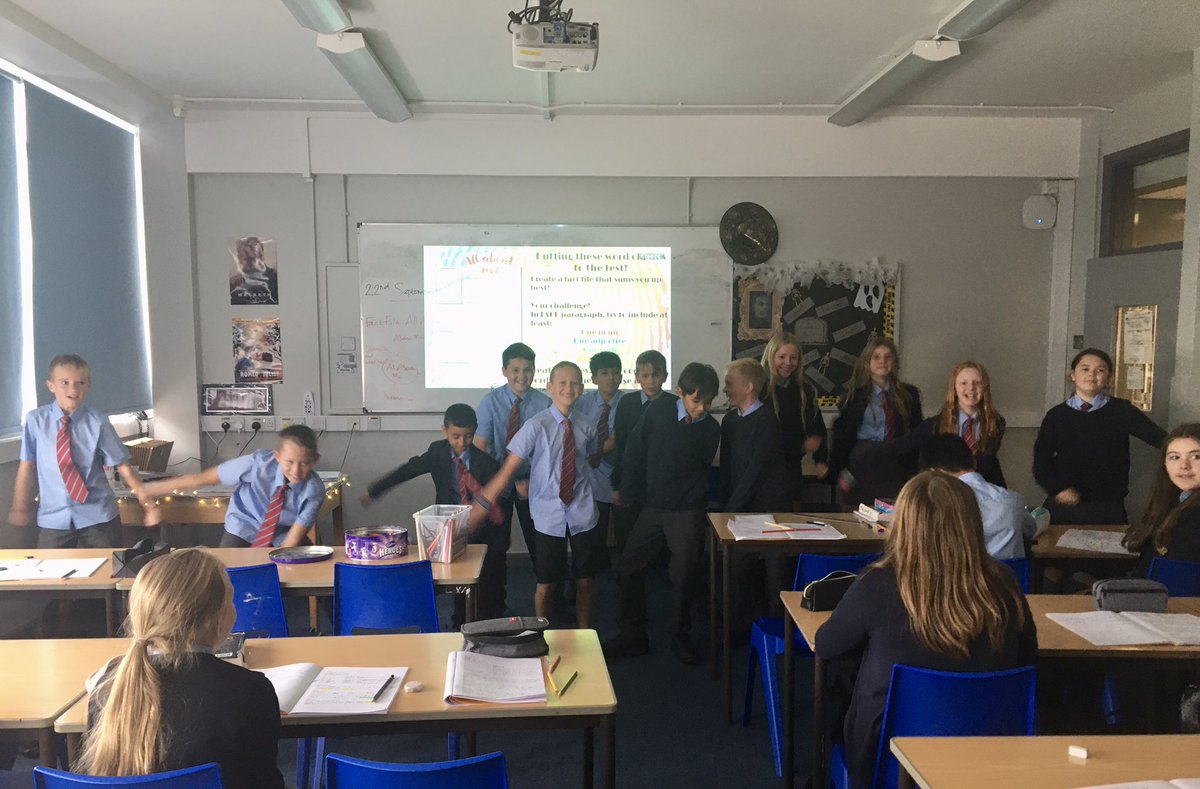 caerleoncompen1's tweet photo. 7M1 students demonstrating when Cossack dancing, Flossing and Gangnam-style dancing are verbs 🤩 
#greatmoves
#futurestrictlystars
#becarefultomos https://t.co/de8L7IFDFx