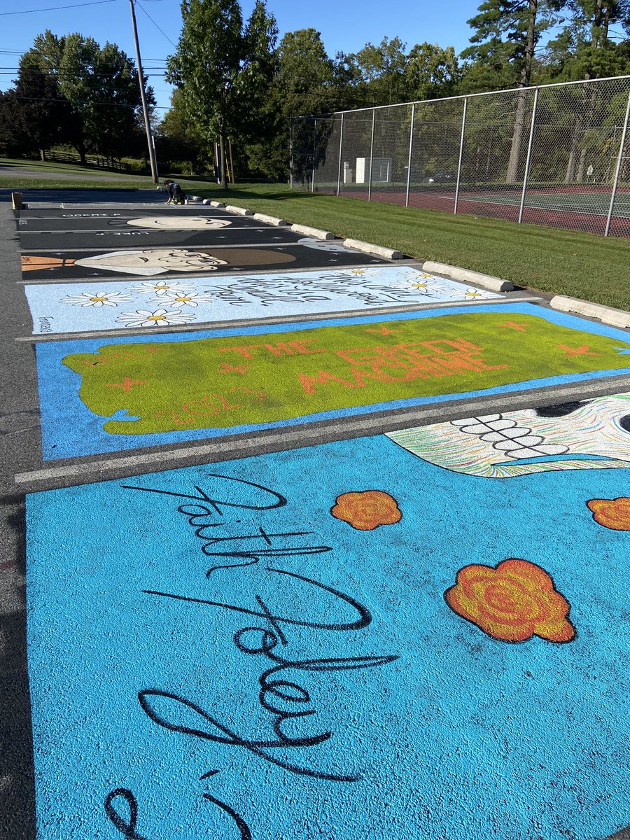 A great day at FSK with a senior sunrise breakfast and the final touches on painted parking spots! #EaglePride 🦅🔴⚪️🔵