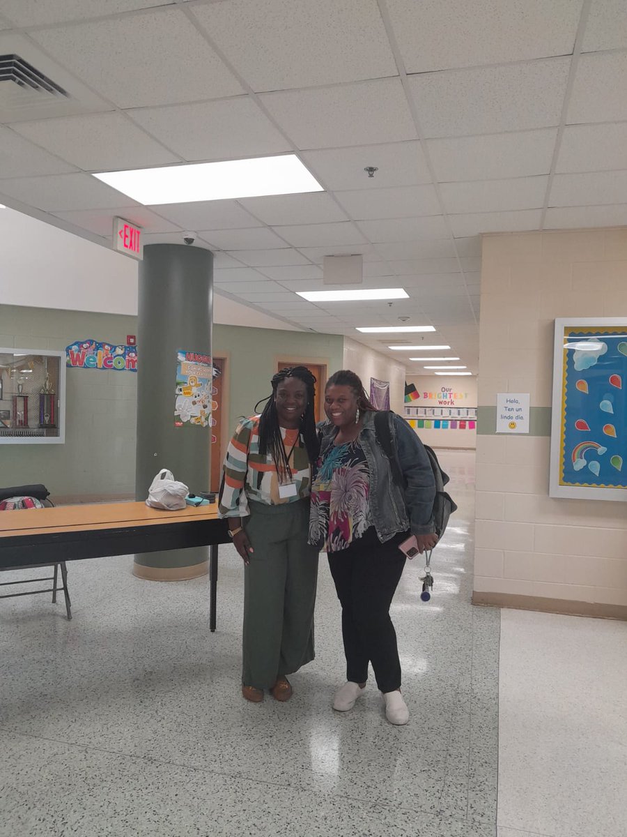 justlissa40's tweet photo. It's always good to learn new things at District PDs and see a friendly face !!! https://t.co/mTgtRO82Ok