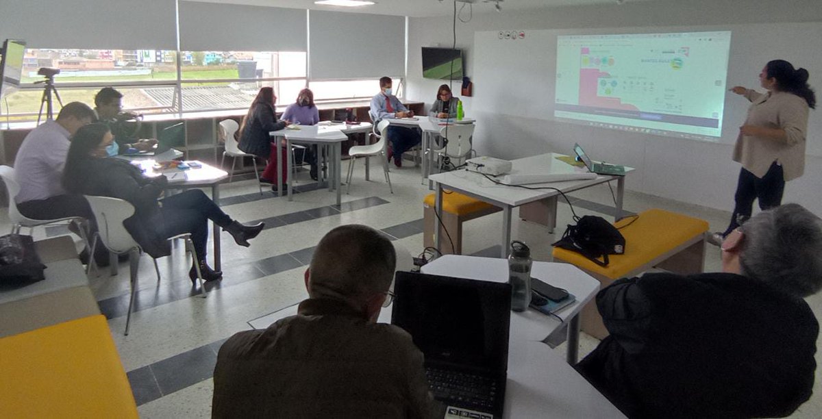 IGinnoa's tweet photo. Formación Docente "1G" seccional Sogamoso. Política de innovación @universidaduptc #innovación https://t.co/NldPYXssmr