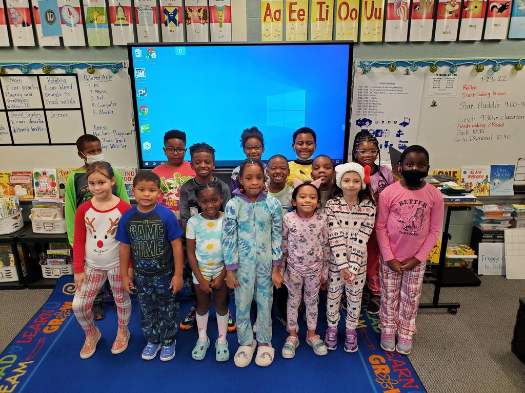 LDawkins14's tweet photo. Jamming in our Jammies for school attendance! Yes! @SEstarsR2 https://t.co/Ee8vgmOLX8