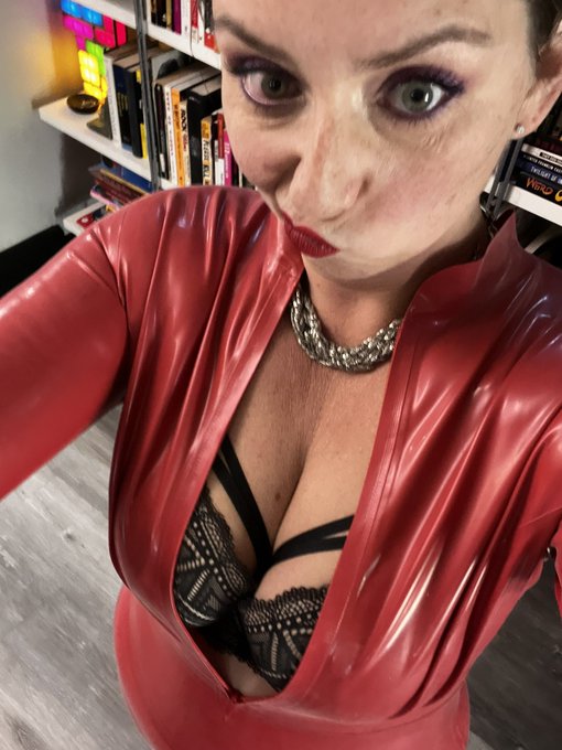 When you try on a new latex catsuit for just a second, so you don&rsquo;t use enough lube because the inside<a href="/tag/rdff"class="tags"><span>#rdff</span></a>