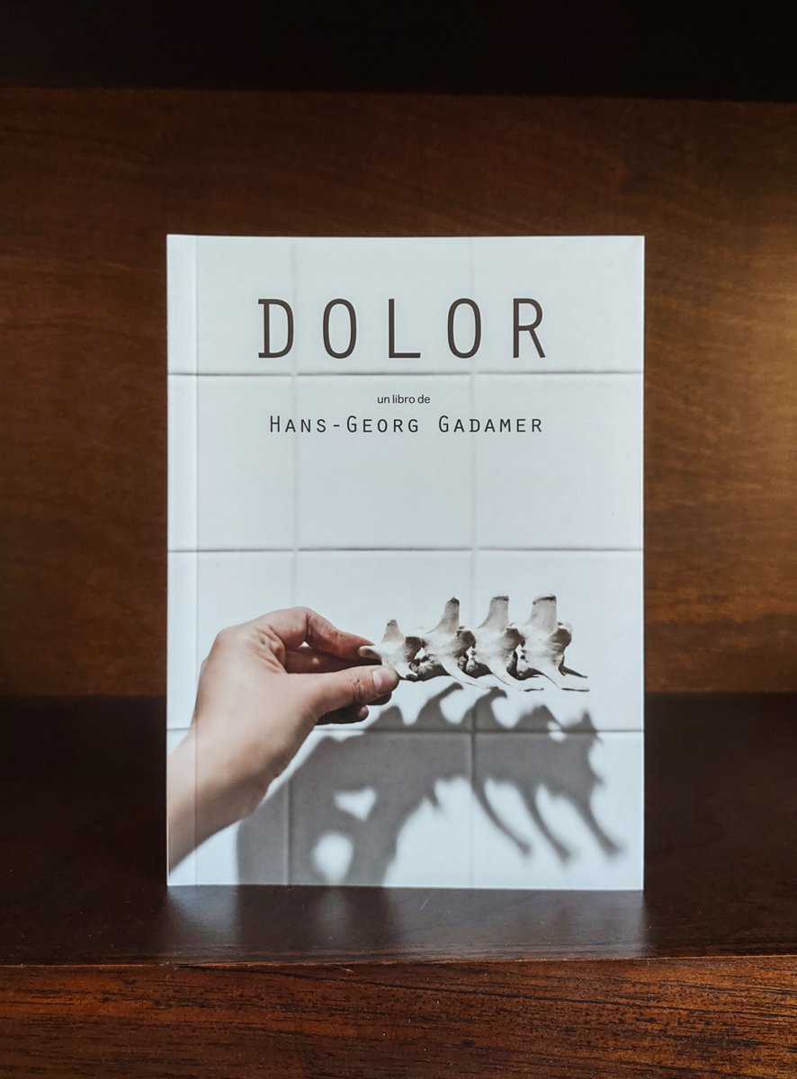 Dolor
Hans-Georg Gadamer | <a href="/Paradisoeds/">Paradiso editores</a> 
$ 170

Visítanos en Esteban Morales 524 entre Zaragoza y Landero y Coss, Centro Histórico del Puerto de Veracruz.

Lunes a sábado, de 10 a 22 h
Librería 𝟮𝟮𝟵𝟵𝟳𝟳𝟭𝟵𝟵𝟰

#LibreríaMarAdentro #Veracruz #Libros #Cafe #PuertoDeVeracruz
