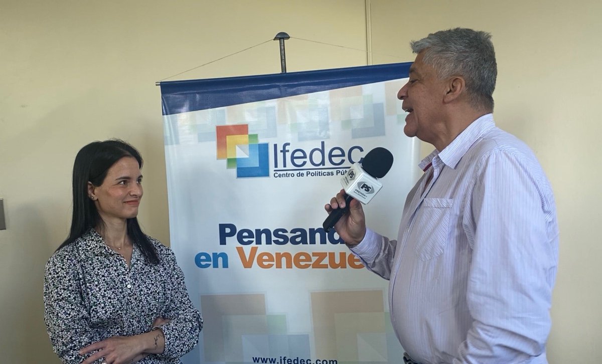 juanjoseojeda's tweet photo. A punto de grabar #entrevista a @mercedesmalave coord nac del partido #UnionyProgreso #23sep #Caracas #Venezuela #PrensadeSolidaridad (@ Ifedec in Caracas) https://t.co/izQi9ha6Bt https://t.co/egu9ksBikW