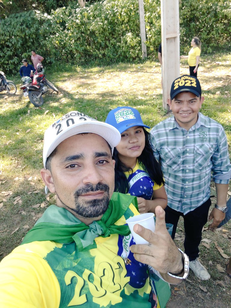 JosimarHeitor2's tweet photo. Deus, pátria e família 🇧🇷🇧🇷22 https://t.co/p6UBQcWT89
