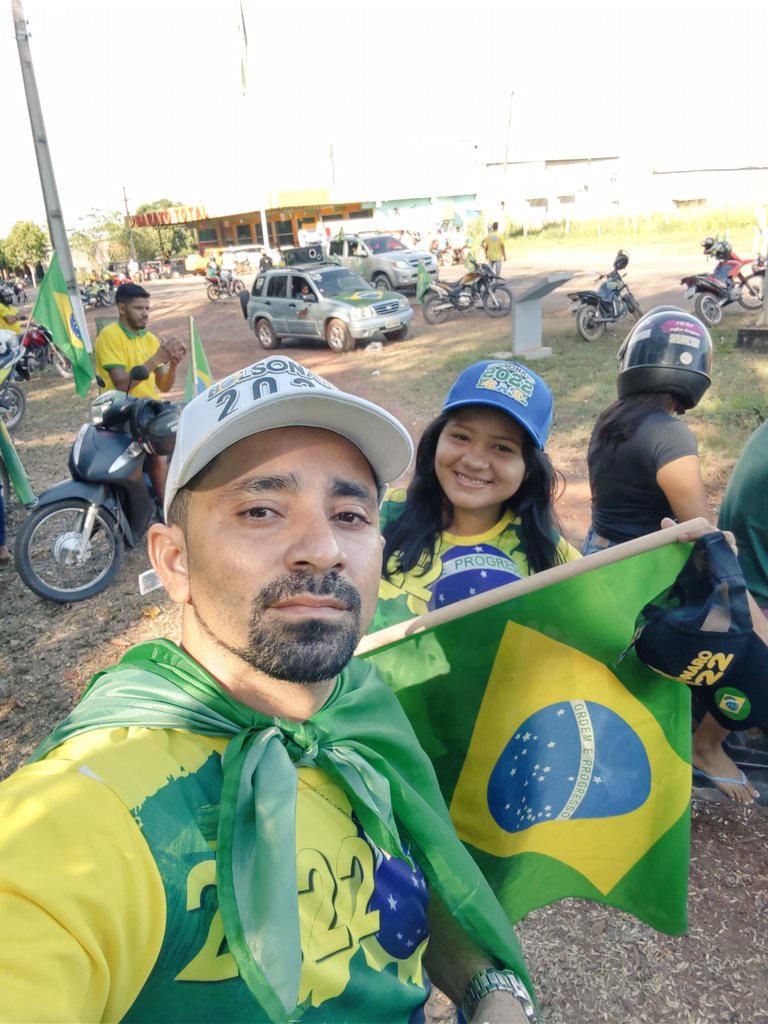 JosimarHeitor2's tweet photo. Deus, pátria e família 🇧🇷🇧🇷22 https://t.co/p6UBQcWT89