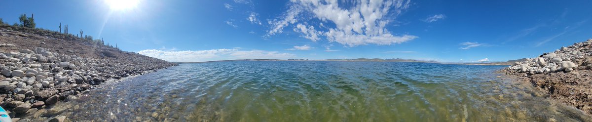 thedesertfox007's tweet photo. We did a little 5.37 mi us time on the @iROCKERsup sup ... just a girl with her pup on the water #liveyourlifeonthewater #isup #desertfox #willowdog #iRocker https://t.co/t1GGe0q3WQ