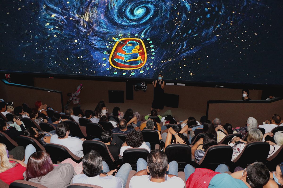 PlanetarioCun's tweet photo. Lleno total en #equinoccio, el Ciclo de #Arqueoastronomía Maya+Mexica en domo digital de Ka'Yok' Planetario de Cancún, con la presencia de @MilagrosVarguez, Dir de este planetario y ambas producciones @FrutosDigitales

@VivoEnCancun @Lizzysa @karlapo @IPS_Planetarium @IIEs_UNAM https://t.co/KKDNUvps5Y