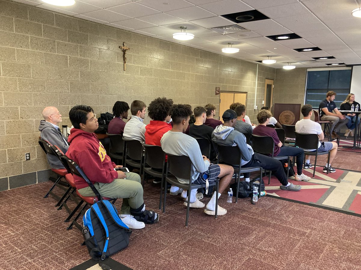 HolyCrossND's tweet photo. It’s Athletic Alumni Reunion weekend at Holy Cross! Today, we had a Fridays at Four program featuring alumni athletes being interviewed by students. The alumni panel shared how their experience at Holy Cross prepared them for their future.
#gosaints https://t.co/abPXwol8Ty