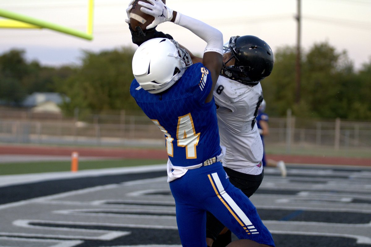 Freshman Football ❗️❗️<a href="/CoachRamos15/">Jacob Ramos</a> <a href="/CruitClemens/">CRUIT CLEMENS</a> <a href="/ClemensBuffsFB/">Clemens Football</a>