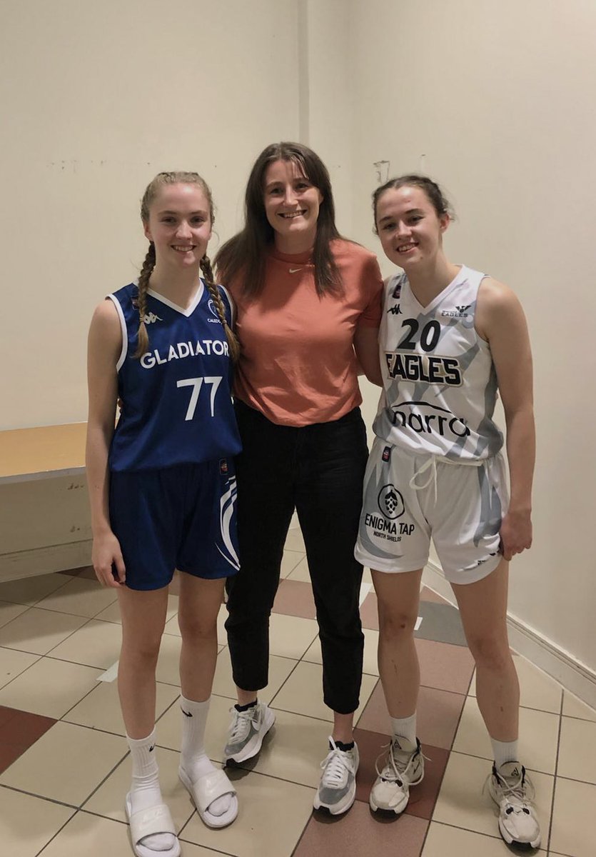 rachsimpp's tweet photo. Great to see these two continue to progress and now compete against each other 📈 From @glasgowfever ➡️ @WBBLofficial https://t.co/uj6NBP9zBJ