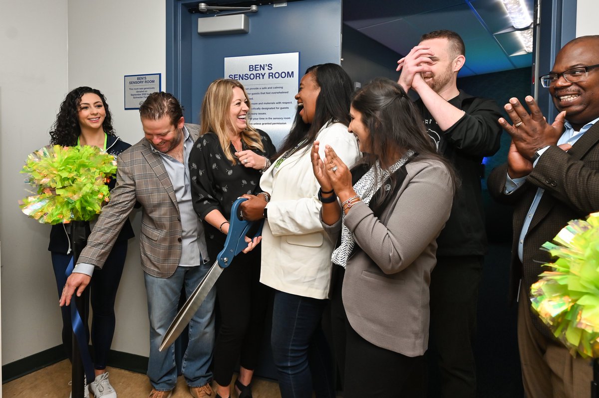 LumenField's tweet photo. Such a special moment. 💙 https://t.co/de3yaqRIgN
