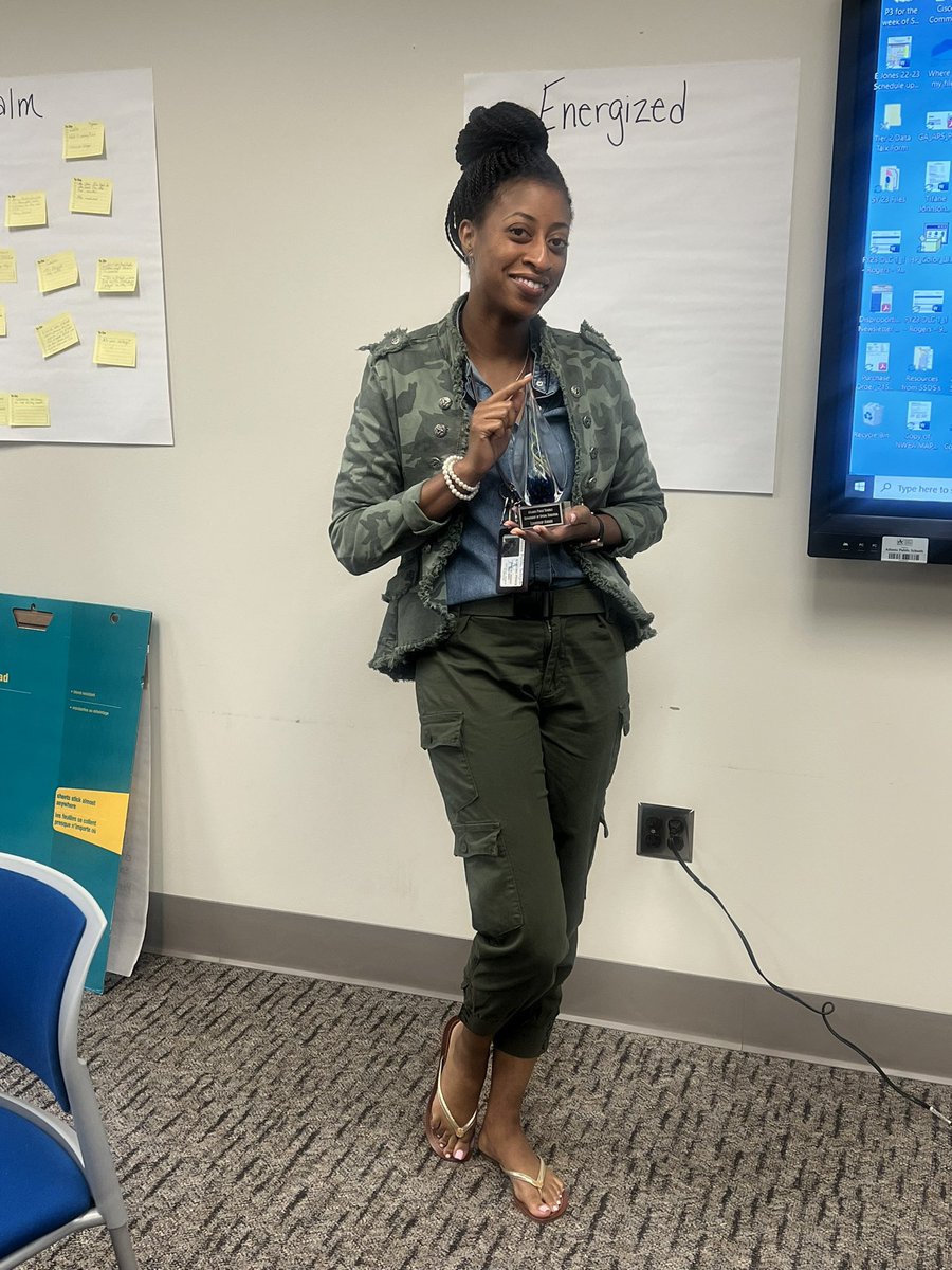 Deanna Rogers, Ed.D. (@deannatrogers) on Twitter photo Honored to award Student Support Dispro Specialist, <a href="/PierceKamare/">Kamare’ Pierce</a> with the traveling leadership trophy for the month of September for her exceptional work at <a href="/ToomerES/">Toomer Elementary School</a>! So Proud of you!👏🏽🎉#studentsfirst @CAOyolob <a href="/StuServicesAPS/">APS Office of Student Services</a> <a href="/emmaundia/">Emmaundia Ford</a> <a href="/apsupdate/">ATL Public Schools</a> <a href="/Inbrownsbag/">Caroline Brown</a> Honored to award Student Support Dispro Specialist, <a href="/PierceKamare/">Kamare’ Pierce</a> with the traveling leadership trophy for the month of September for her exceptional work at <a href="/ToomerES/">Toomer Elementary School</a>! So Proud of you!👏🏽🎉#studentsfirst @CAOyolob <a href="/StuServicesAPS/">APS Office of Student Services</a> <a href="/emmaundia/">Emmaundia Ford</a> <a href="/apsupdate/">ATL Public Schools</a> <a href="/Inbrownsbag/">Caroline Brown</a>