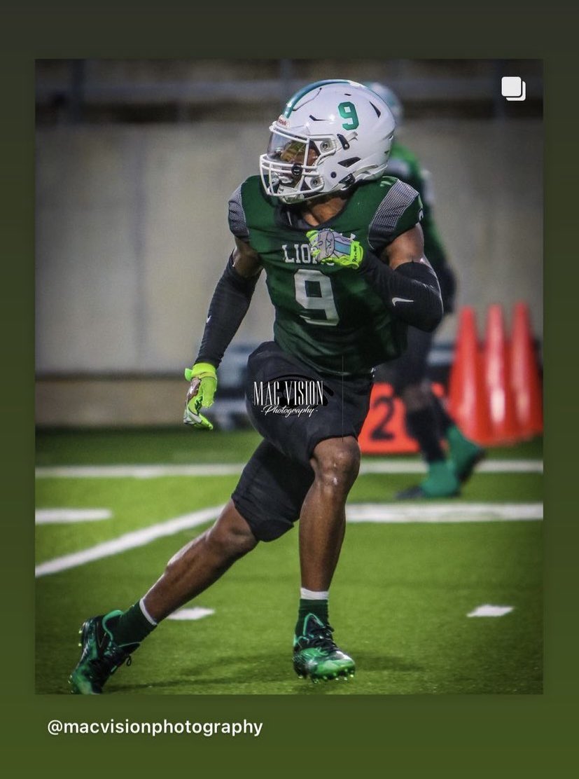 Cop20Lady's tweet photo. Game DAY 💚 Been out 2weeks Time to Eat 9💪🏾 #MyLion💚 @jeremiahjonesjr https://t.co/f167U8gQVF
