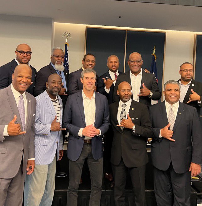 BetoORourke's tweet photo. With the gentlemen of Alpha Phi Alpha Fraternity.

Thanks to all of the pastors and faith leaders who joined us for today’s conversation in Houston. Appreciate your leadership on the ground and across our state. https://t.co/YjOikWrmrJ