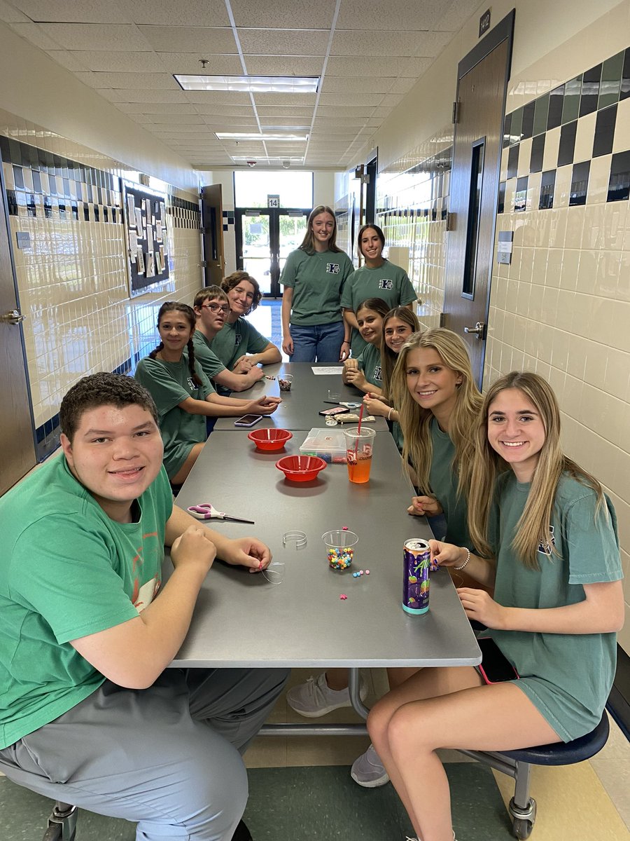 KellerHSCOF's tweet photo. A BIG thanks to everyone who came to the movie night yesterday!! We had so much fun 🙌🙌 #khscof #movienight https://t.co/xxEu9VKgwh