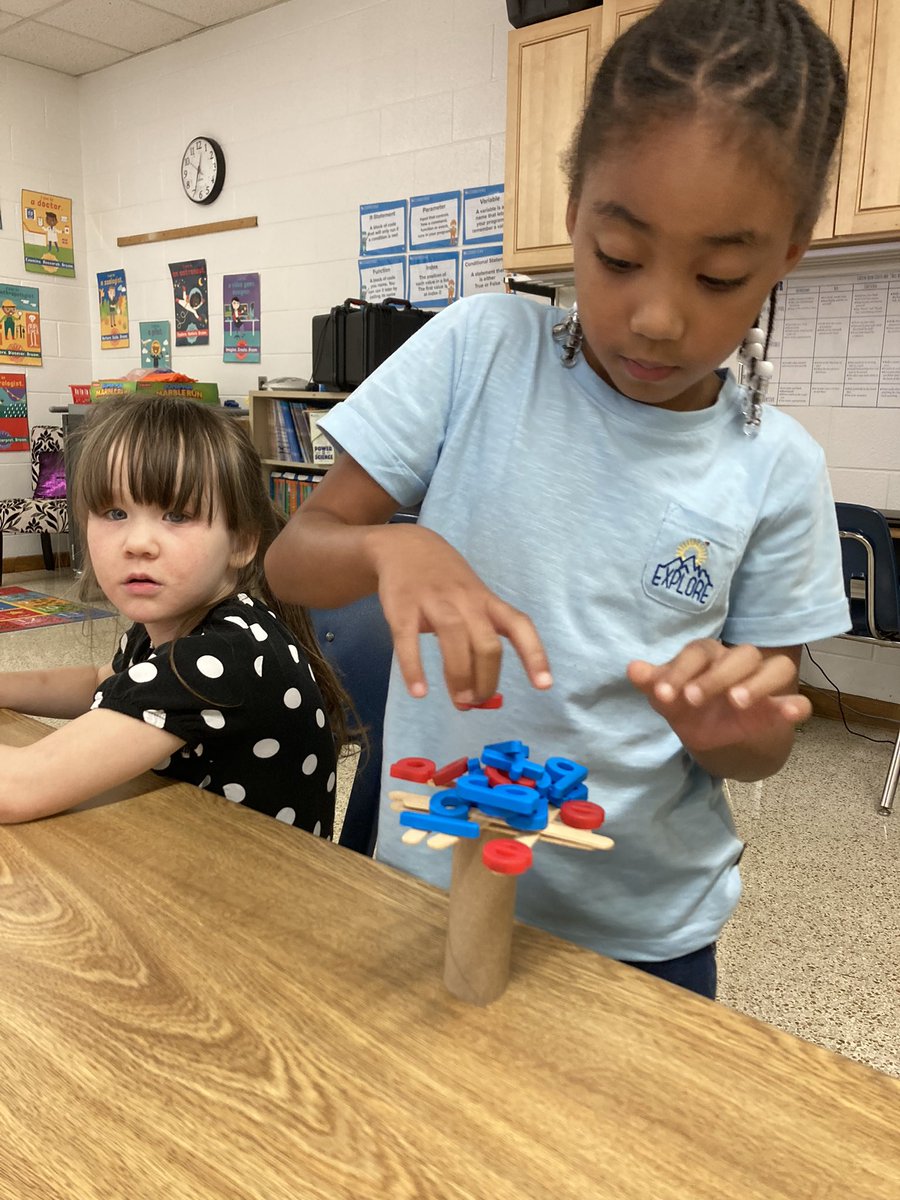 Tekkinheels tweet media