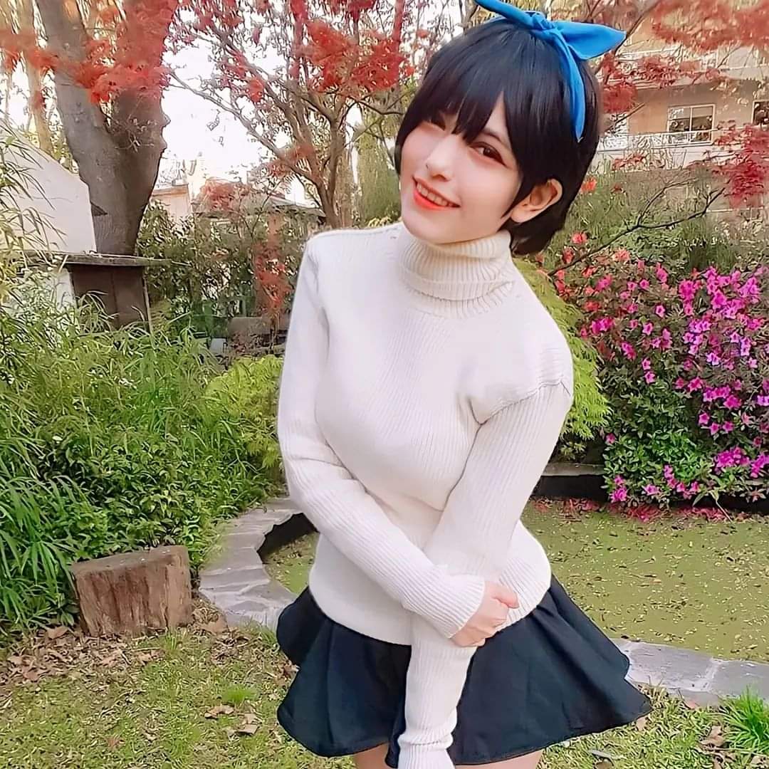 CosplayAra's tweet photo. Holiii he tenido cosas que hacer y por eso no estaba 😅😔 
Pero aquí les dejo mi cosplay de Ruka-chan del anime Rent a girlfriend ❤❤ https://t.co/kEC4xVoZDa