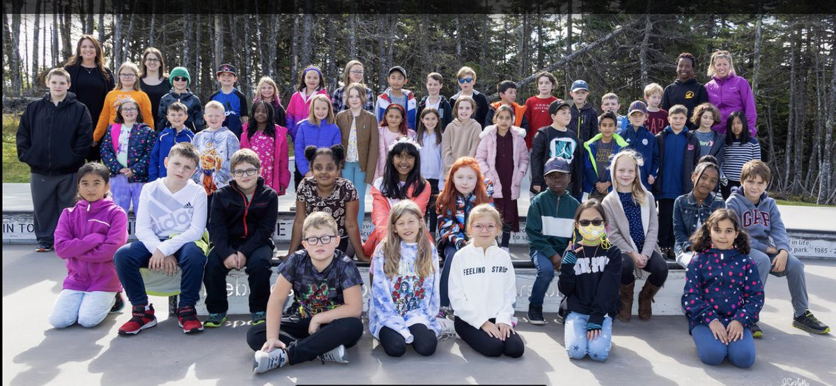 Here are the Larkhall’s Grade 4’s shining for the city as we help celebrate National Tree Day 🌳 So proud of their positive energy as they sang and planted trees. 🎵 <a href="/LarkhallAcademy/">Larkhall Academy</a> <a href="/NLESDCA/">NLESD</a>