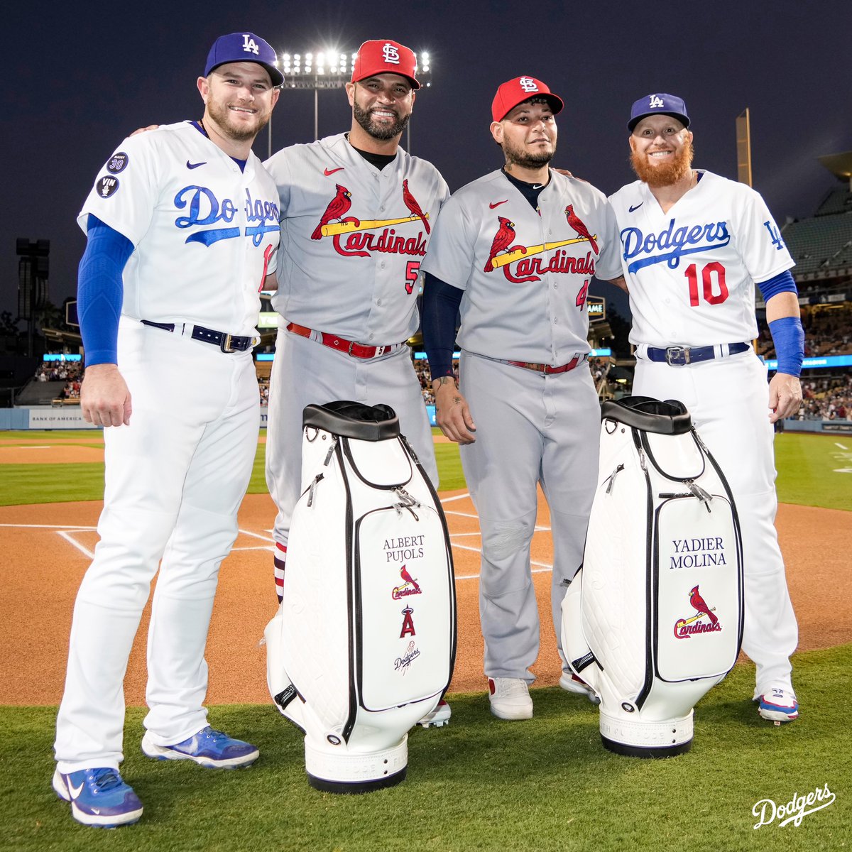 SportsCenter's tweet photo. The Dodgers gave Pujols and Molina these golf bags for their retirement 🏌️‍♂️

(via @Dodgers)
https://t.co/ENqsN7SZHt