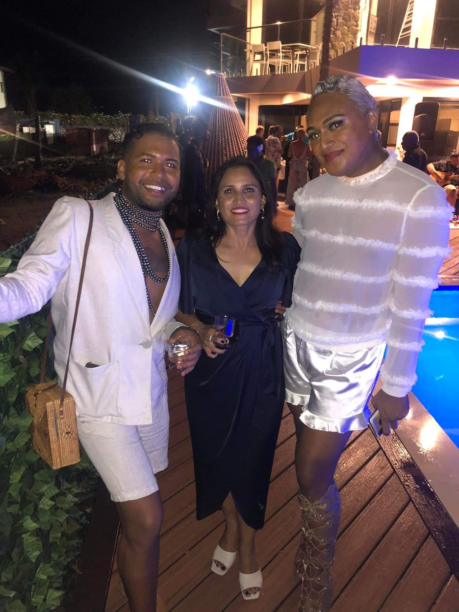 danmatanimeke's tweet photo. Maui Palms Aqua Lux Official opening last night. HIGHLY RECOMMENDED #Teamfiji #lifestyleinfiji https://t.co/q9QyOxr2hP