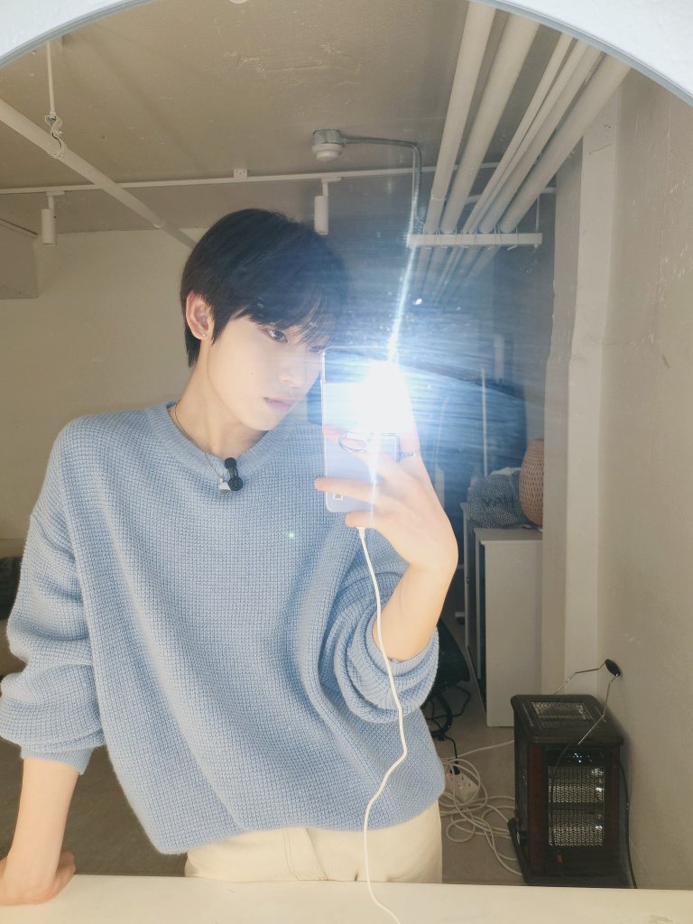 ͏͏͏͏͏͏⠀
          Art — posted an !sns  update!
            ≡ 09/24/22 —— 10:47 AM 
                   ⌕  location disabled