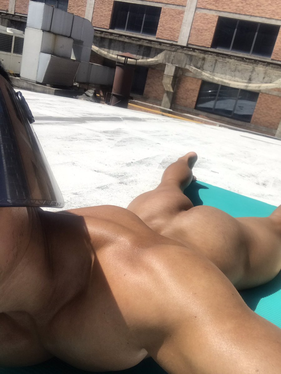 再晒一下B面🍑 #肌肉公0 #黑皮 <a href="/draco_lewis/">烤肉外卖</a>