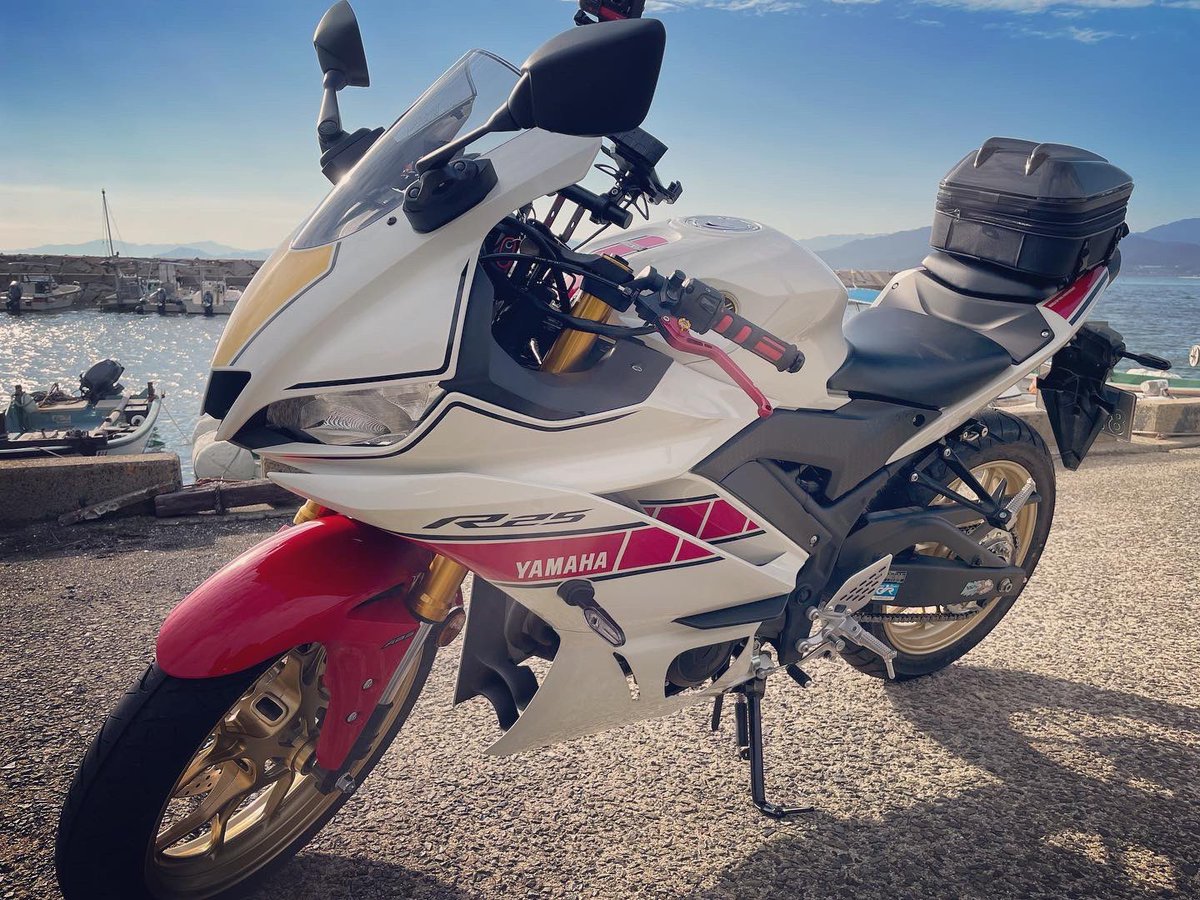 minkanjinbase's tweet photo. #早朝ツーリング
「猫と漁港とR25」
#民間人BASE
#バイク乗りと繋がりたい
#バイク好きと繋がりたい
#yzfr25
#wgp60th https://t.co/AtFRo0u7iL