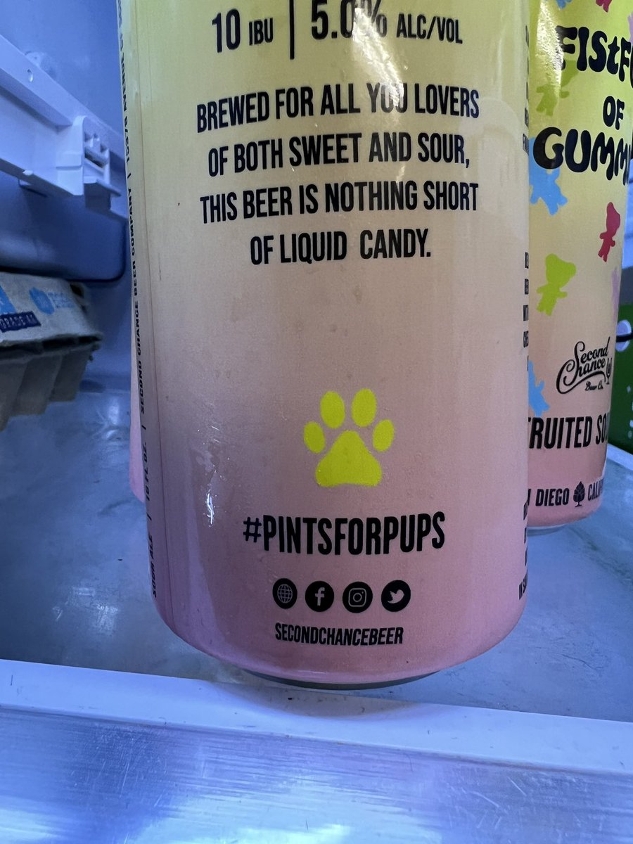 Knightwolfsd's tweet photo. #PintsForPups #PupApproved https://t.co/NOAs6KgvD2