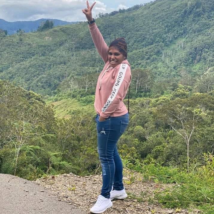 NhaPhuki's tweet photo. Numpan foto Orang tempat😁
Minggir Ratu👑Nenas🍍Manis😊 mau Lewat😈 https://t.co/aRTOJDPMVq