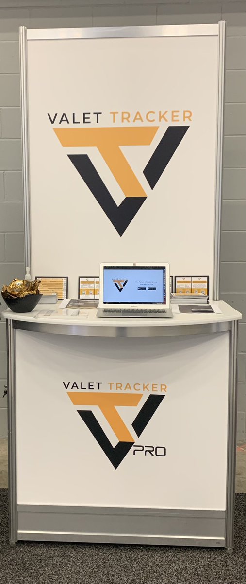 ValetTracker's tweet image. First of its kind! Safe, fun and innovative. Take photos/videos of your vehicle and valuables before you give  your vehicle to your valet attendant. Launching October 1st 🎗️