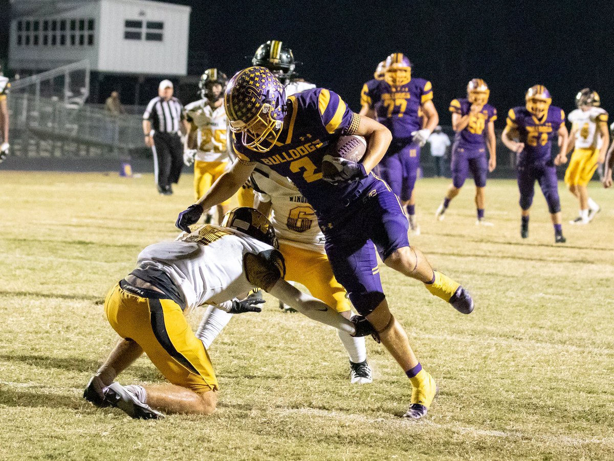 dgoodwin_74's tweet photo. Edgewood Bulldogs take care of business against Winona Wildcats 59-26 to start district play.  @Edgewood_Ath @EdgewoodRadio @edgewood_isd @dctf @etfinalscore @etsnfm @RedZoneETX @vanzandtnews https://t.co/TuGzzcTmap