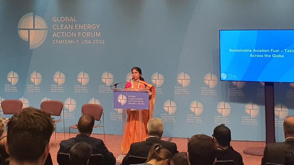 IN_MissionInnov's tweet photo. #GCEAF Sustainable Aviation Fuel – Taking Off Across the Globe: @SangitaKasture  @DBTIndia: International cooperation is critical for the development and demonstration of sustainable aviation fuels
#sustainability  #Collaboration #Cleanenergy @MICleanEnergyRD @IEA https://t.co/jqYvdyFole
