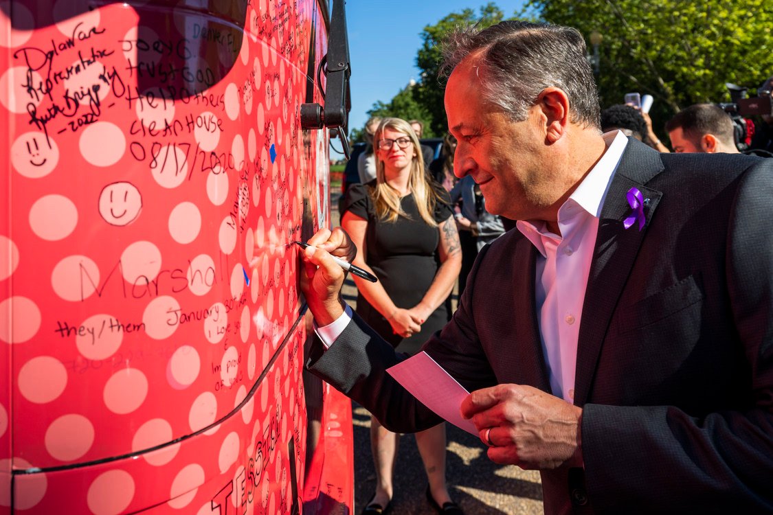 Today, in honor of National Recovery Month, @SecondGentleman attended the White House Recovery Summit.

The Biden-Harris Administration is working to ensure that achieving and sustaining recovery is within reach for every American.