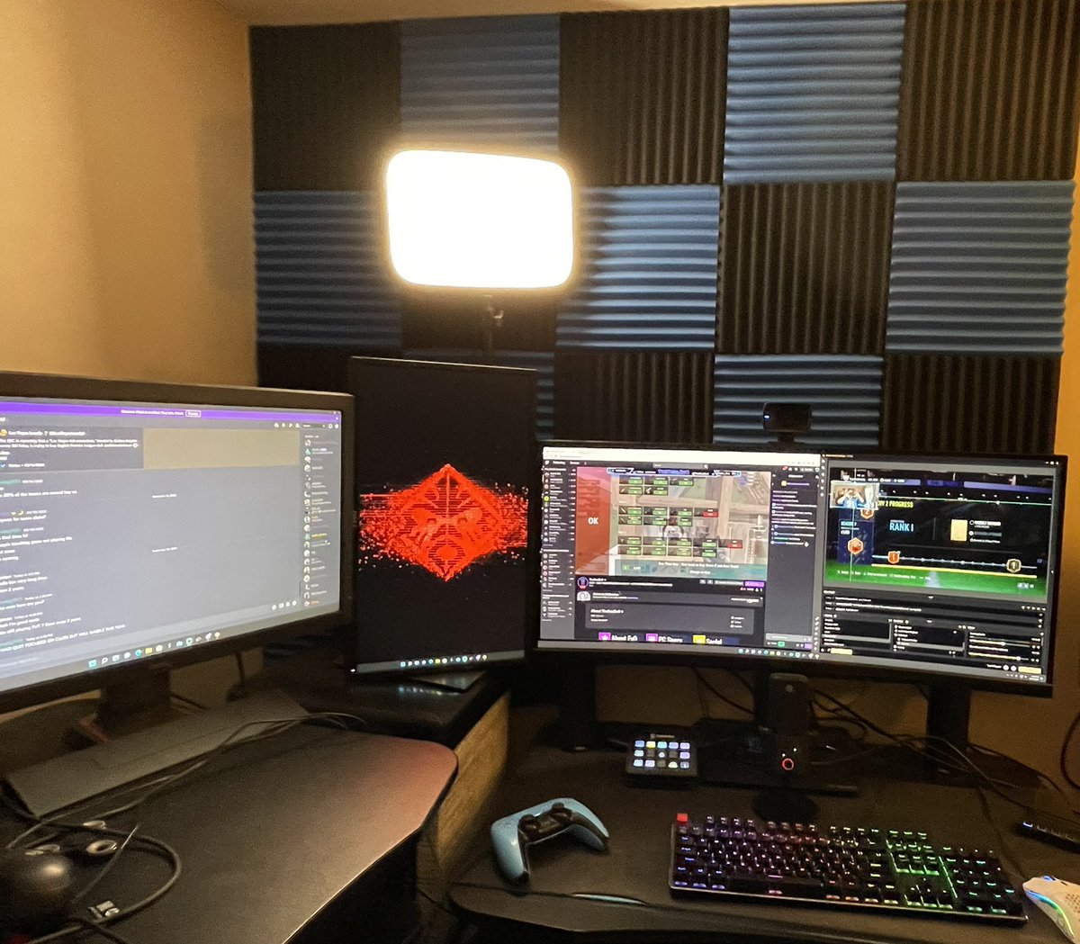 DogsDayGaming tweet media