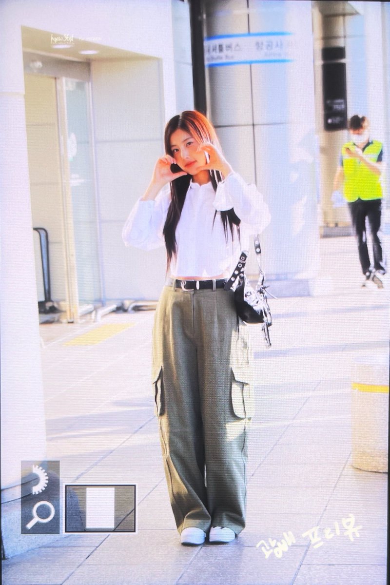 hyew_36pt's tweet image. 220924

형ㅇㅇ~ㅠ

#강혜원 #혜원 #カンヘウォン #hyewon
#KangHyewon
@hyemu_official