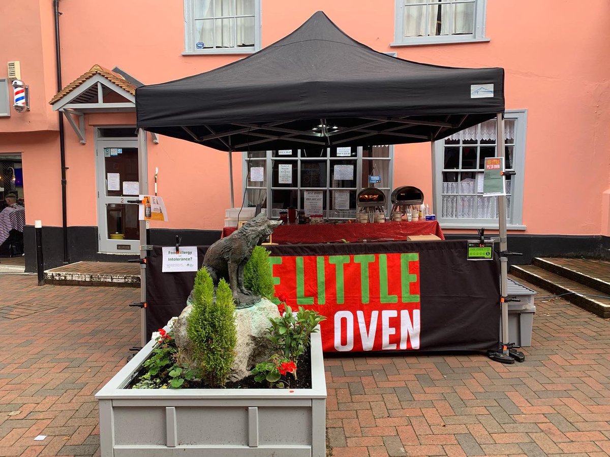 New Venue tonight. We took the little pizza ovens to Stowmarket, had a blast, Thankyou <a href="/PalletBarStow/">Pallet Bar Stowmarket</a> #pizza #pizzalovers #freshdough #homemadedough #food #foodie #chef #eastanglia #pizzacatererl #parties #events #pubs
