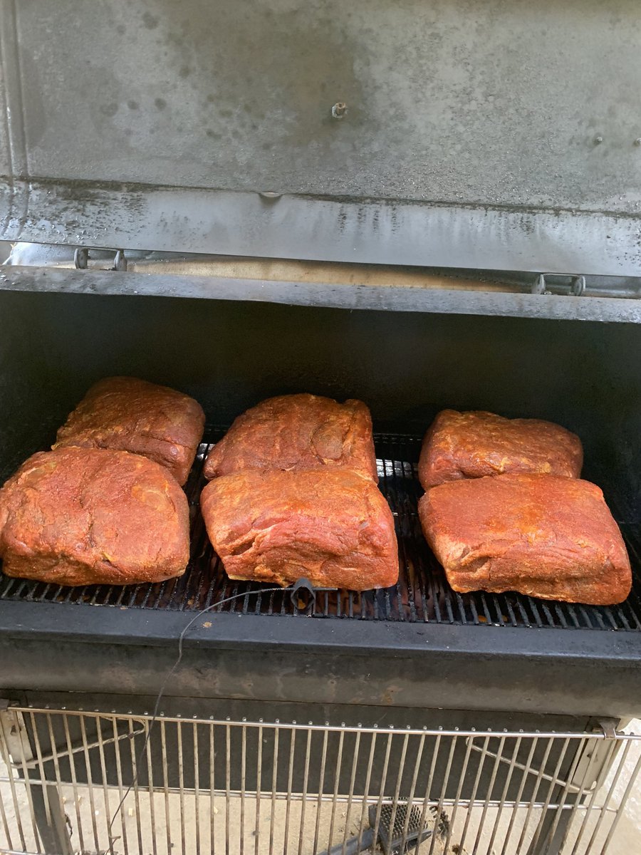 405BackyardBBQ's tweet photo. Getting ready for the Breast Cancer Survivors Oklahoma Organization PINK the PARK Concert &amp; Cornhole Edmond it will be a good day come on out and support the wonderful ladies! #405backyardbbq https://t.co/LzaSIgLYUJ