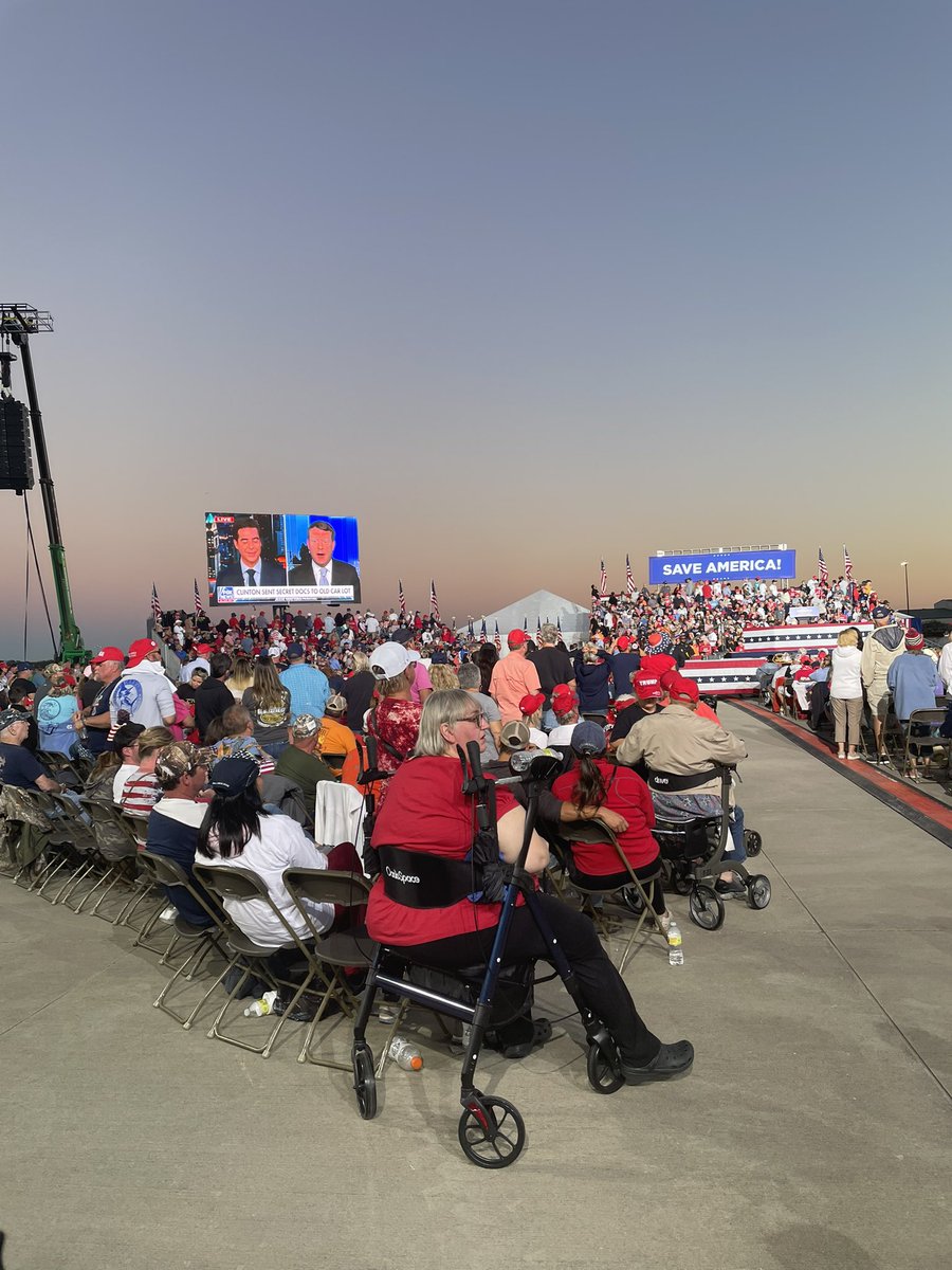 Lisa Desjardins tweet media