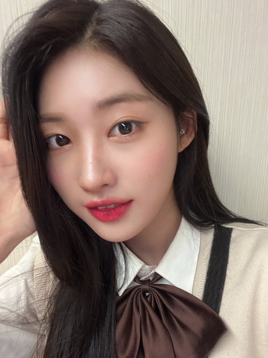 sihyeonpic's tweet photo. fancafe update https://t.co/eNukBdTZ0G