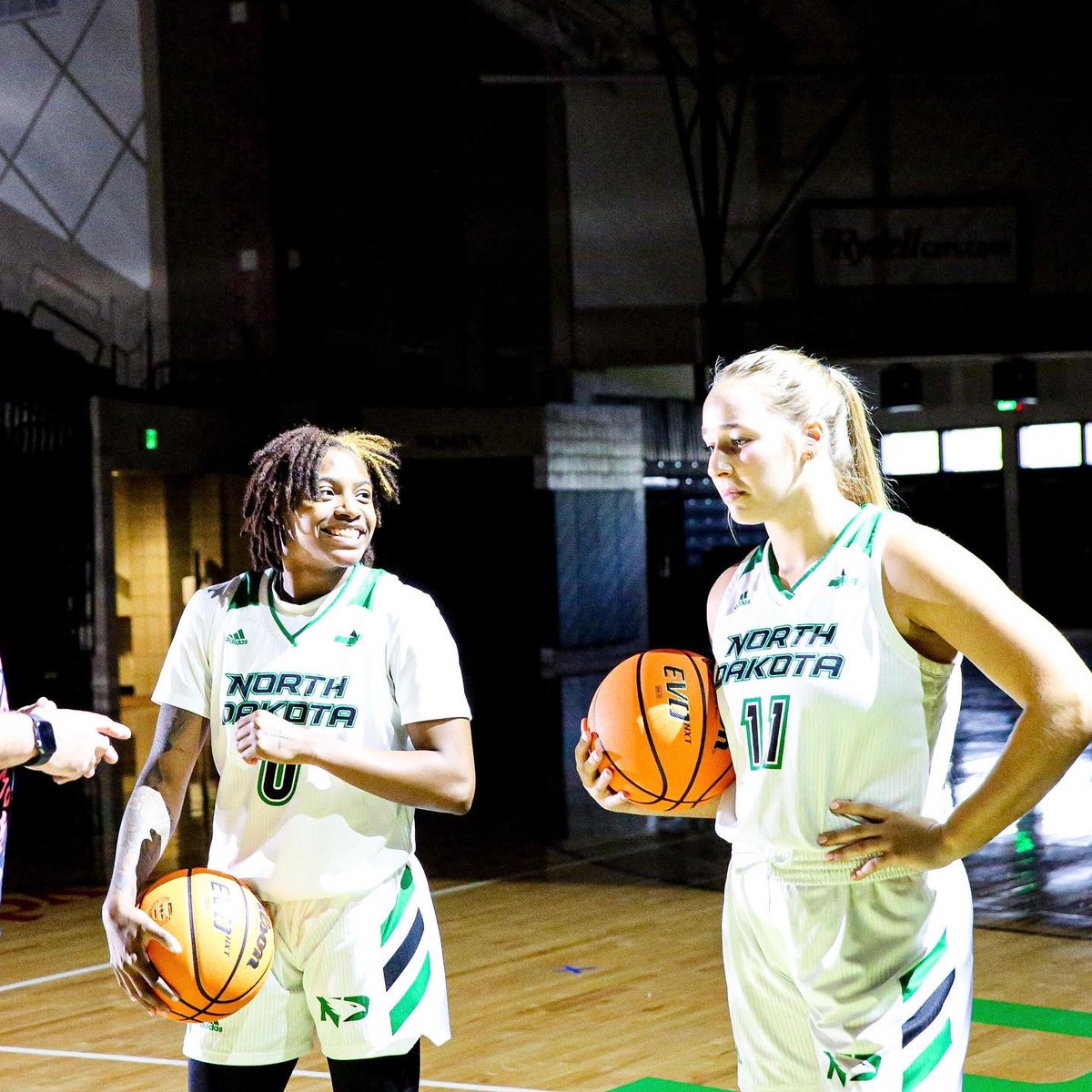 North Dakota Women's Basketball tweet media