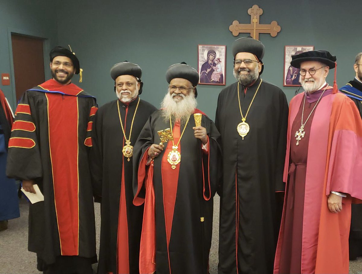 Nicholovos's tweet photo. Our #BavaThirumeni was awarded the degree of Doctor of Divinity, honoris causa by @stvlads this evening.
This is a joyous moment for the @neamericandio, the #MalankaraChurch and greater #OrientalOrthodox #Church
Thank you @mettikhon @svotspresident and #svots! https://t.co/TYqPcT17gP