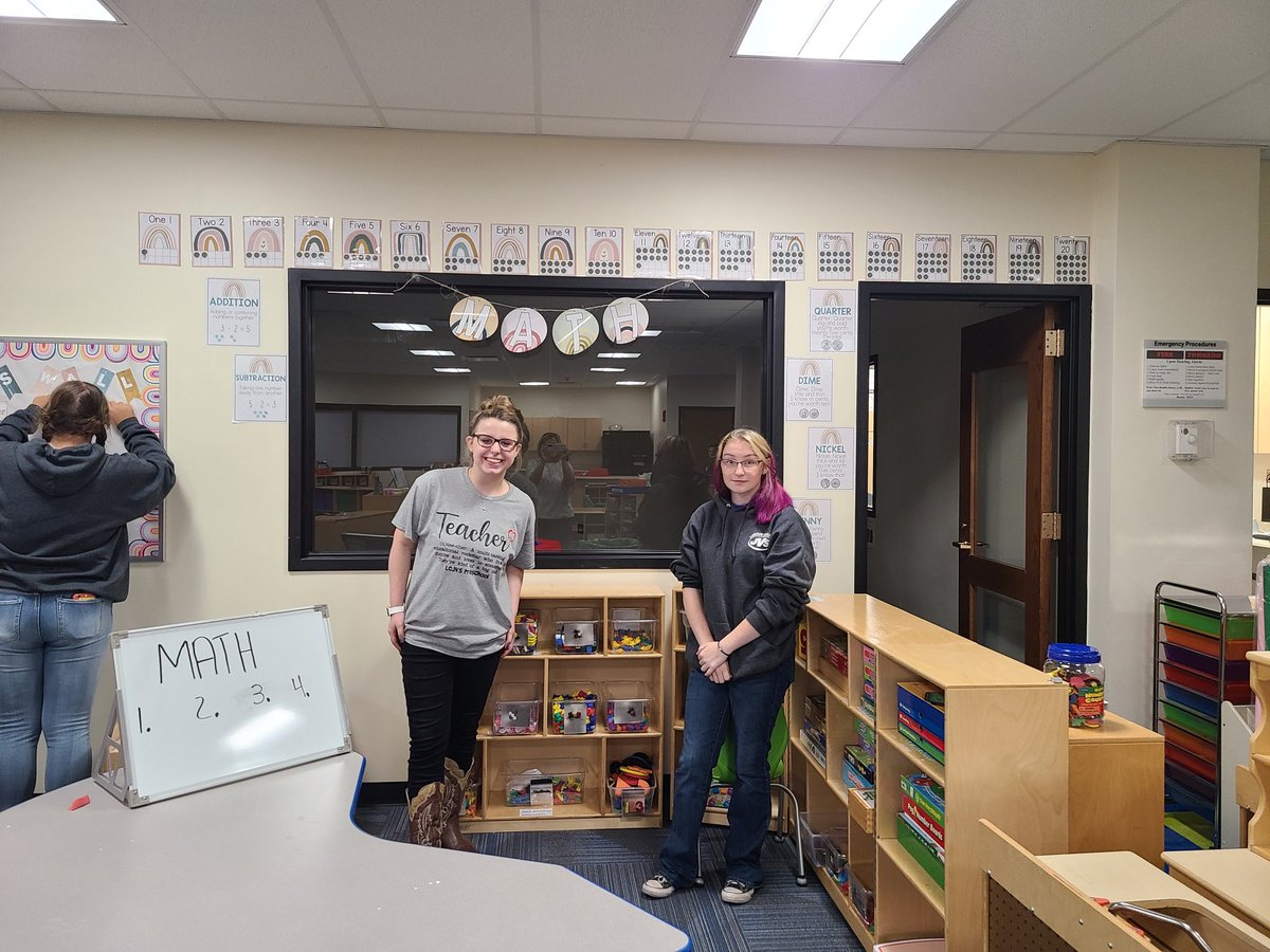 MrsDuffala's tweet photo. My student teachers have put in SO much work this past week preparing our room for preschool! T-3 days til' the kiddos come! #prek #schoolfamily https://t.co/xyvC3MWWJN
