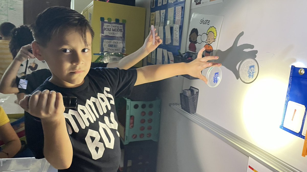 MrsDel_Angel's tweet photo. My #kinderCrew enjoyed a little science experiment on this Friday to explore light energy with translucent objects. 🔦 💡@HumbleISD_LLE #ScienceEducation # https://t.co/Hpf3cAN6mz