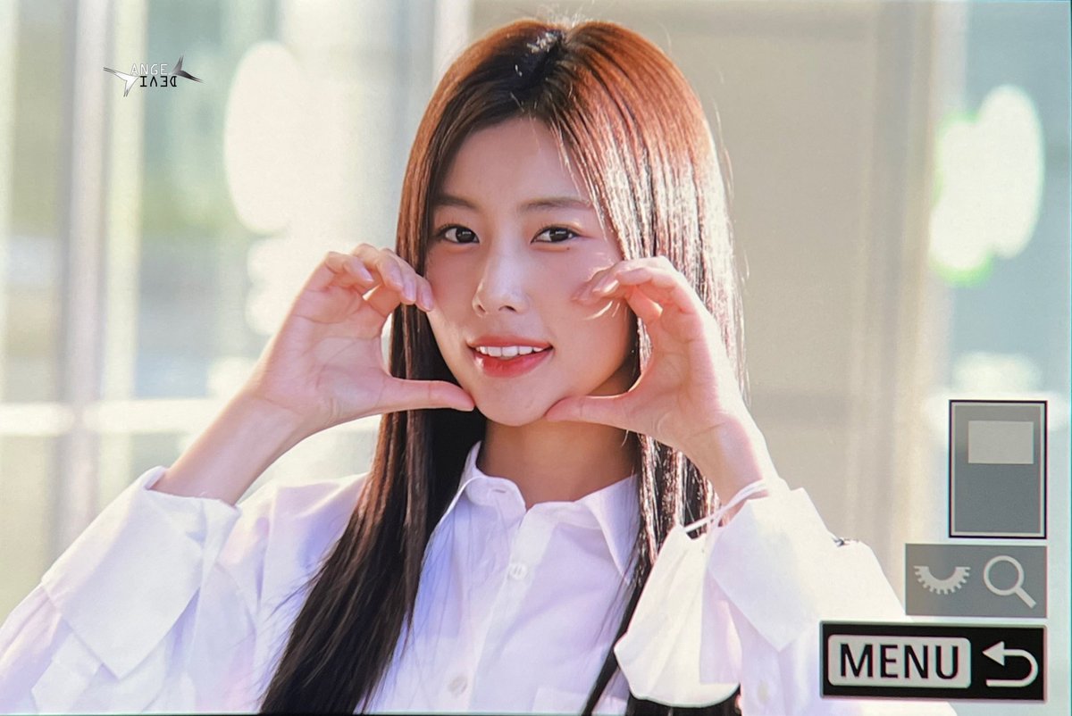 AngelDevil99705's tweet image. 220924 
💜💜💜💜💜

#KangHyeWon #강혜원 #HyeWon
#혜원 #ヘウォン #IZONEhyewon
#IZONE #아이즈원 #AngelDevil99705